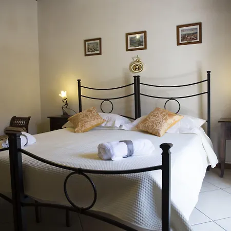 Casa Al Centro Storico Bed and Breakfast 3*