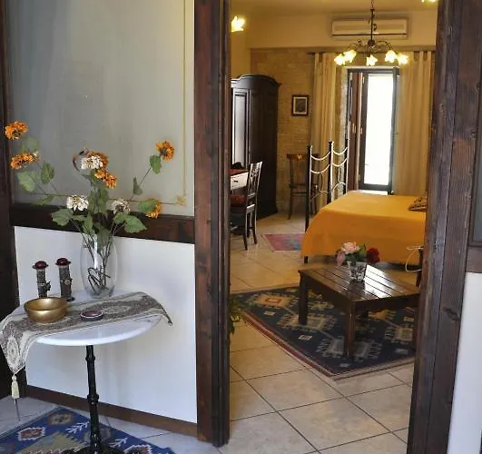 Casa Al Centro Storico Bed and Breakfast 3*