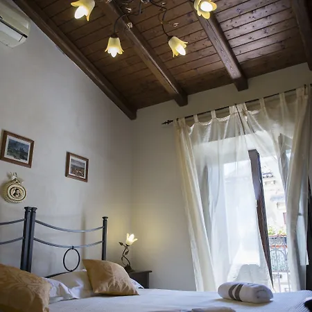 Nocleg ze śniadaniem Casa Al Centro Storico 3*